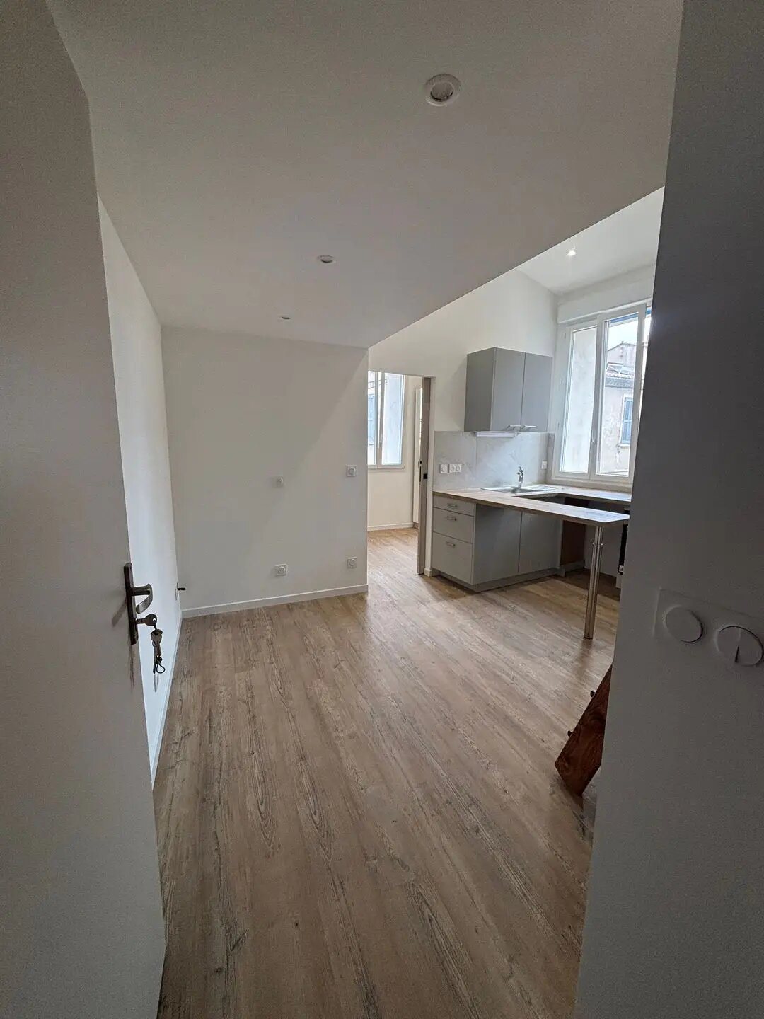 Appartement à louer, 30m², Nîmes