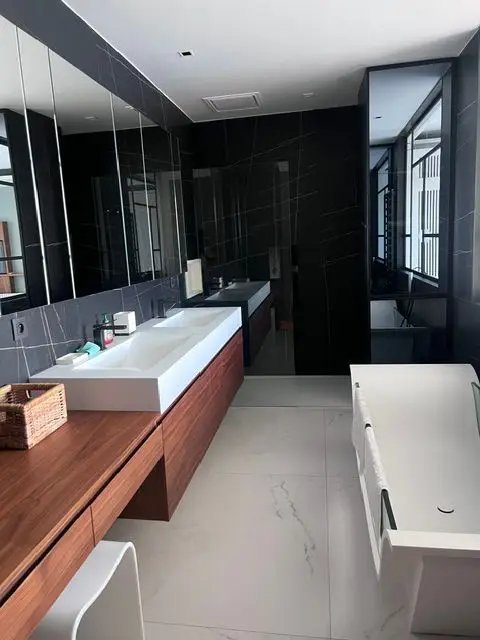 Appartement à louer, 130m², Marseille 8ème