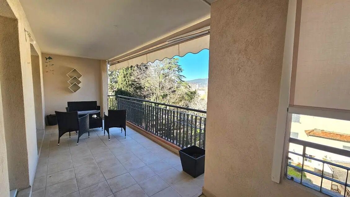 Appartement à louer, 91m², Draguignan