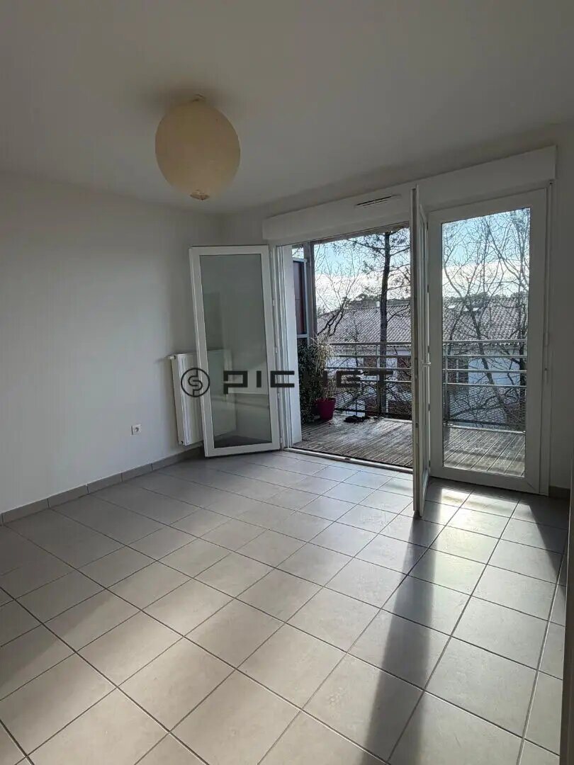 Appartement à vendre, 38m², Saint-Médard-en-Jalles