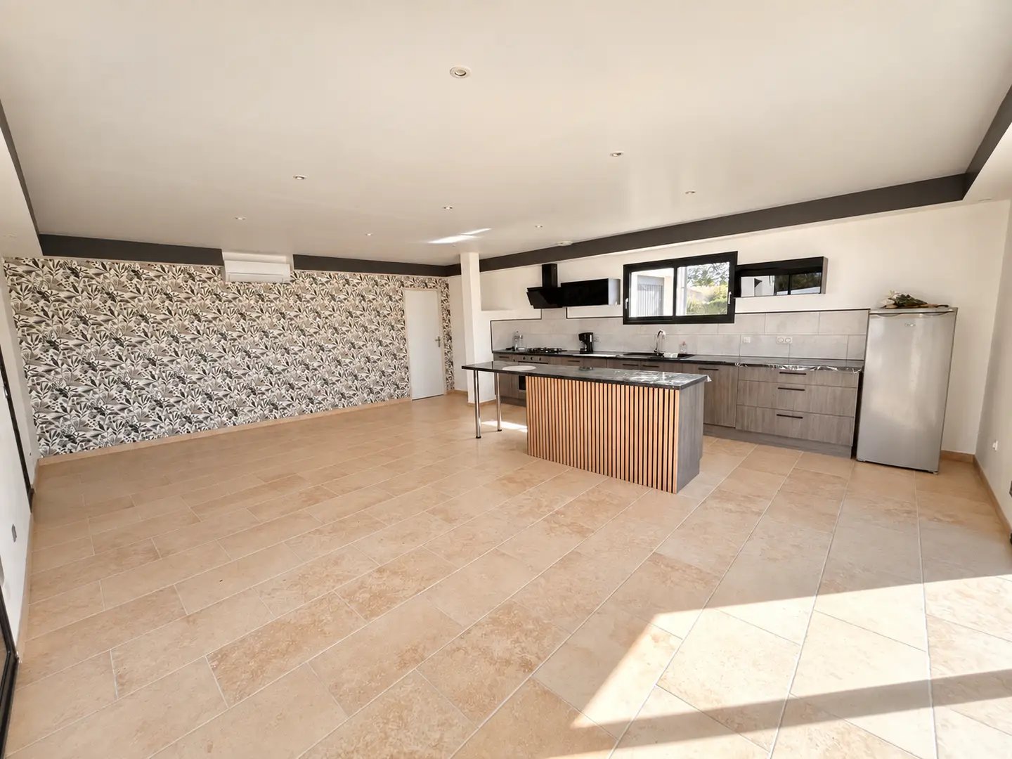 Maison à vendre, 97m², Saint-Martial-de-Vitaterne