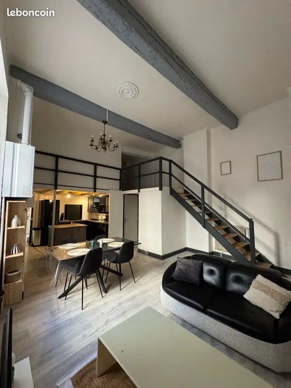 Appartement à louer, 85m², Nîmes