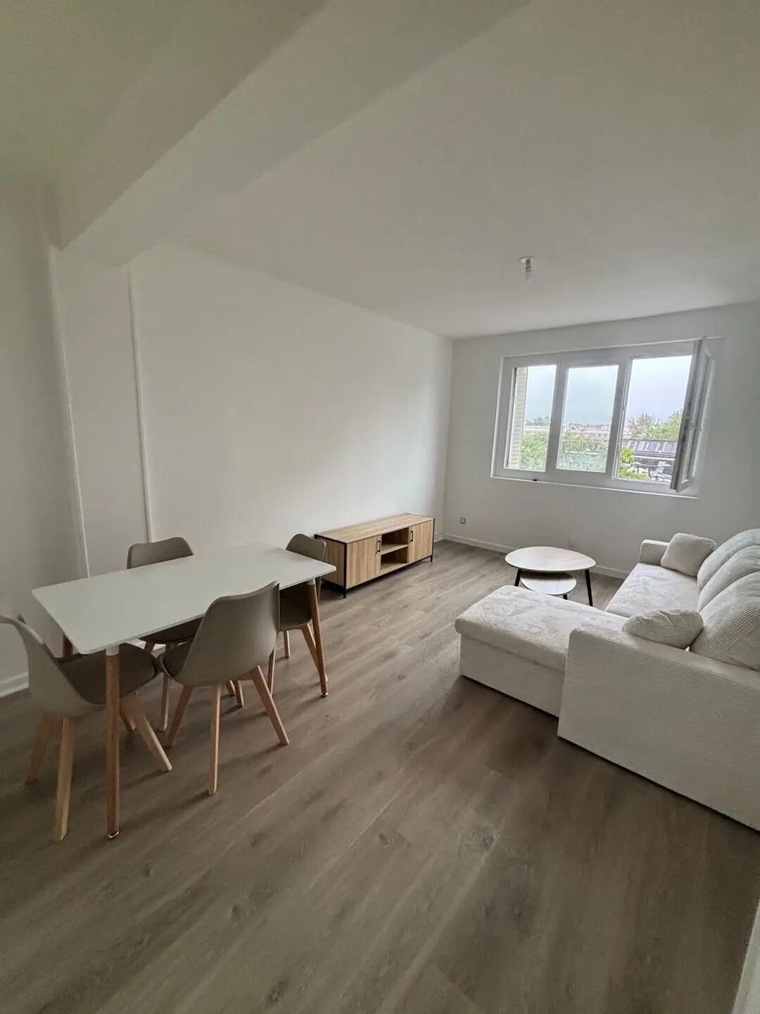 Appartement à louer, 75m², Grenoble