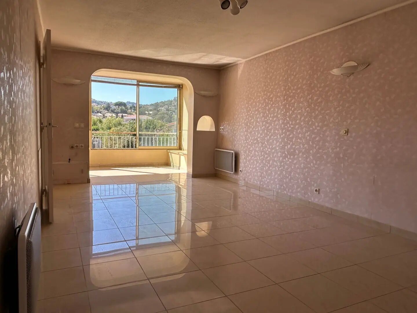 Appartement à vendre, 70m², Pégomas