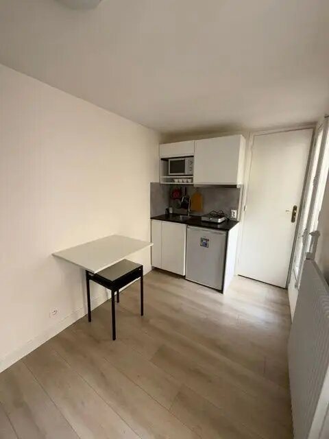 Appartement à louer, 14m², Paris 17ème