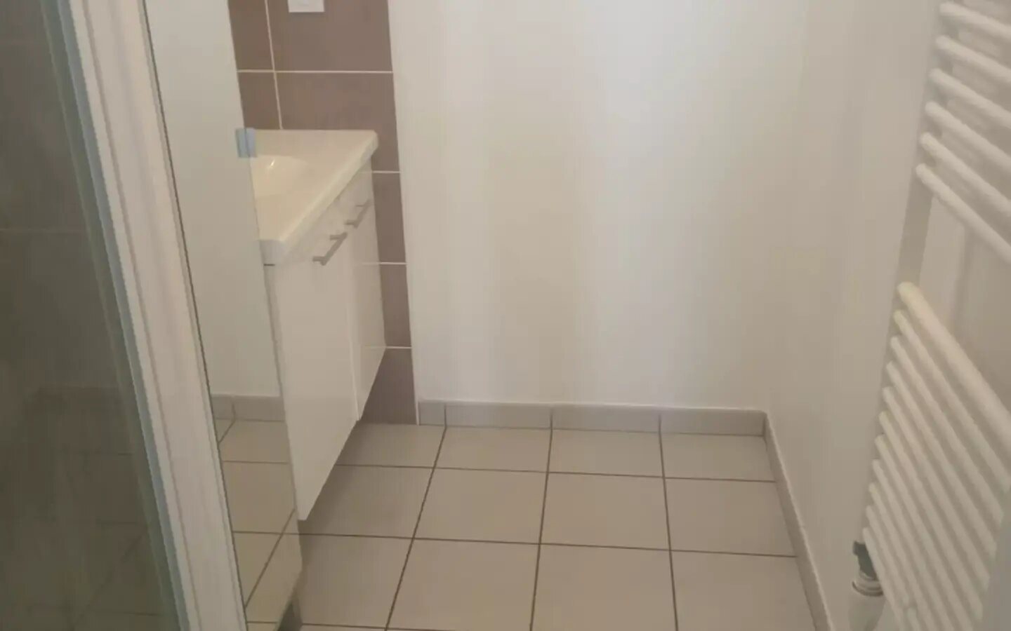 Appartement à louer, 44m², Vénissieux