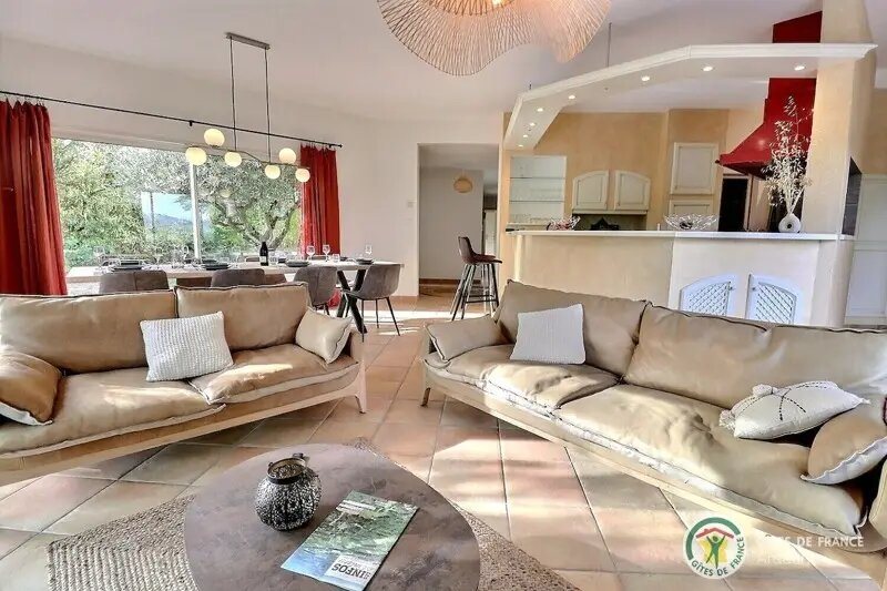Maison à vendre, 145m², Saint-Alban-Auriolles