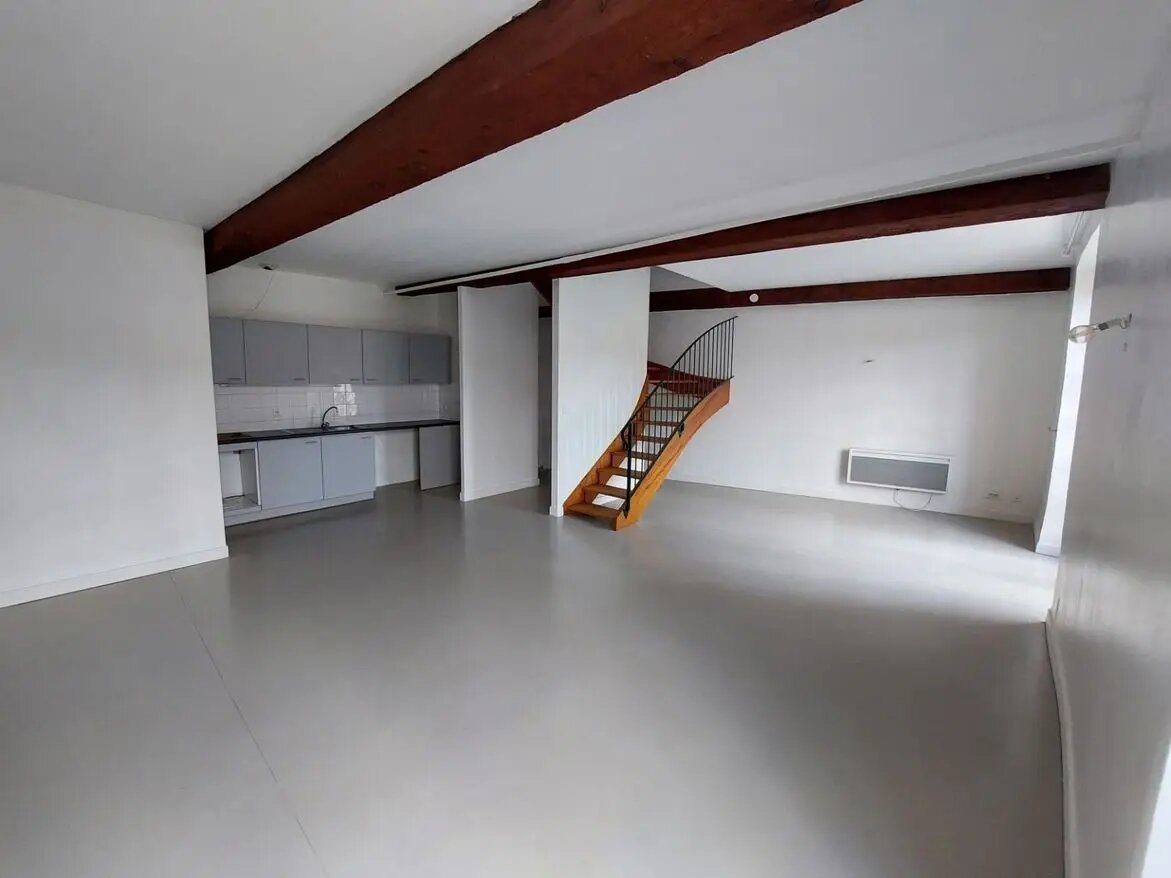 Appartement à louer, 91m², Issoire