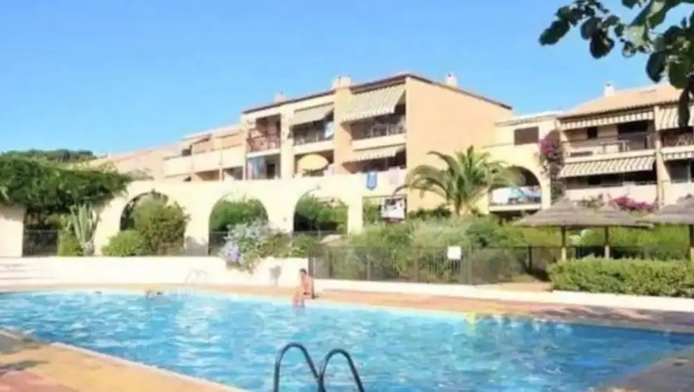 Appartement à louer, 18m², Hyères