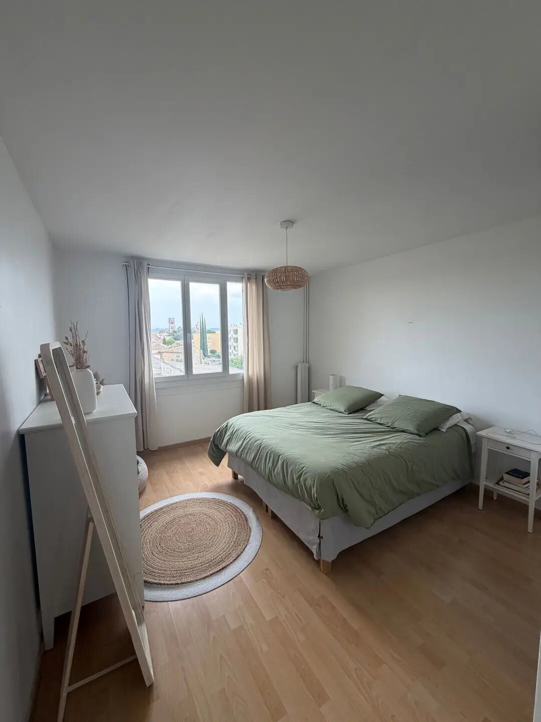 Appartement à louer, 80m², Pont-Saint-Esprit