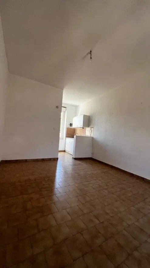Appartement à louer, 21m², Courthézon