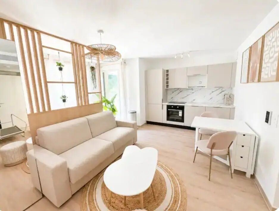 Appartement à louer, 30m², Saint-Laurent-du-Var