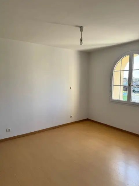 Maison à louer, 100m², Saint-Louis-de-Montferrand