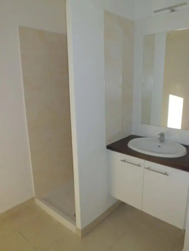 Appartement à louer, 28m², Sète