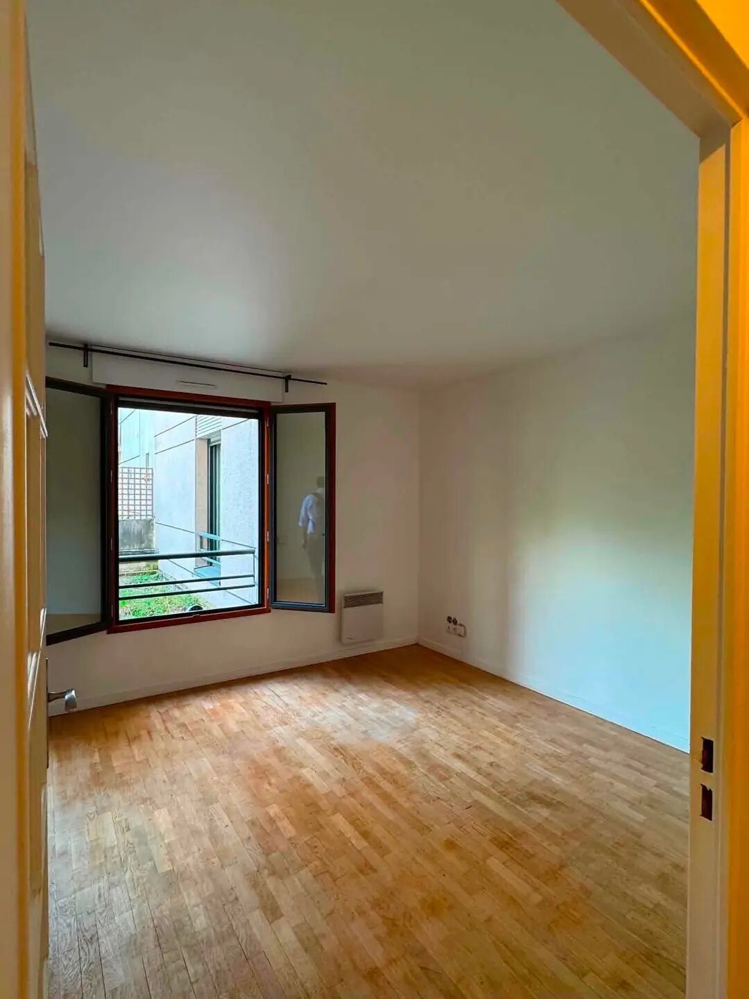 Appartement à louer, 32m², Courbevoie