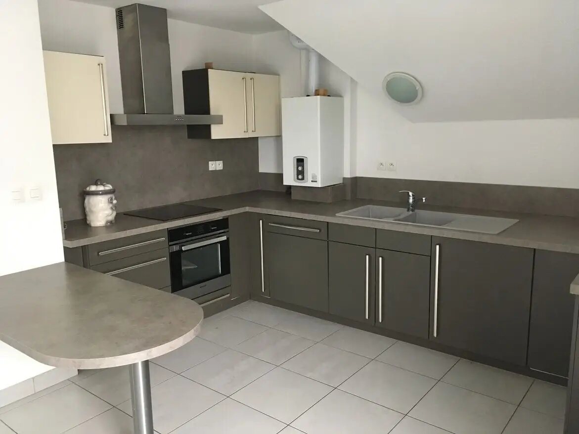 Appartement à louer, 87m², Rixheim