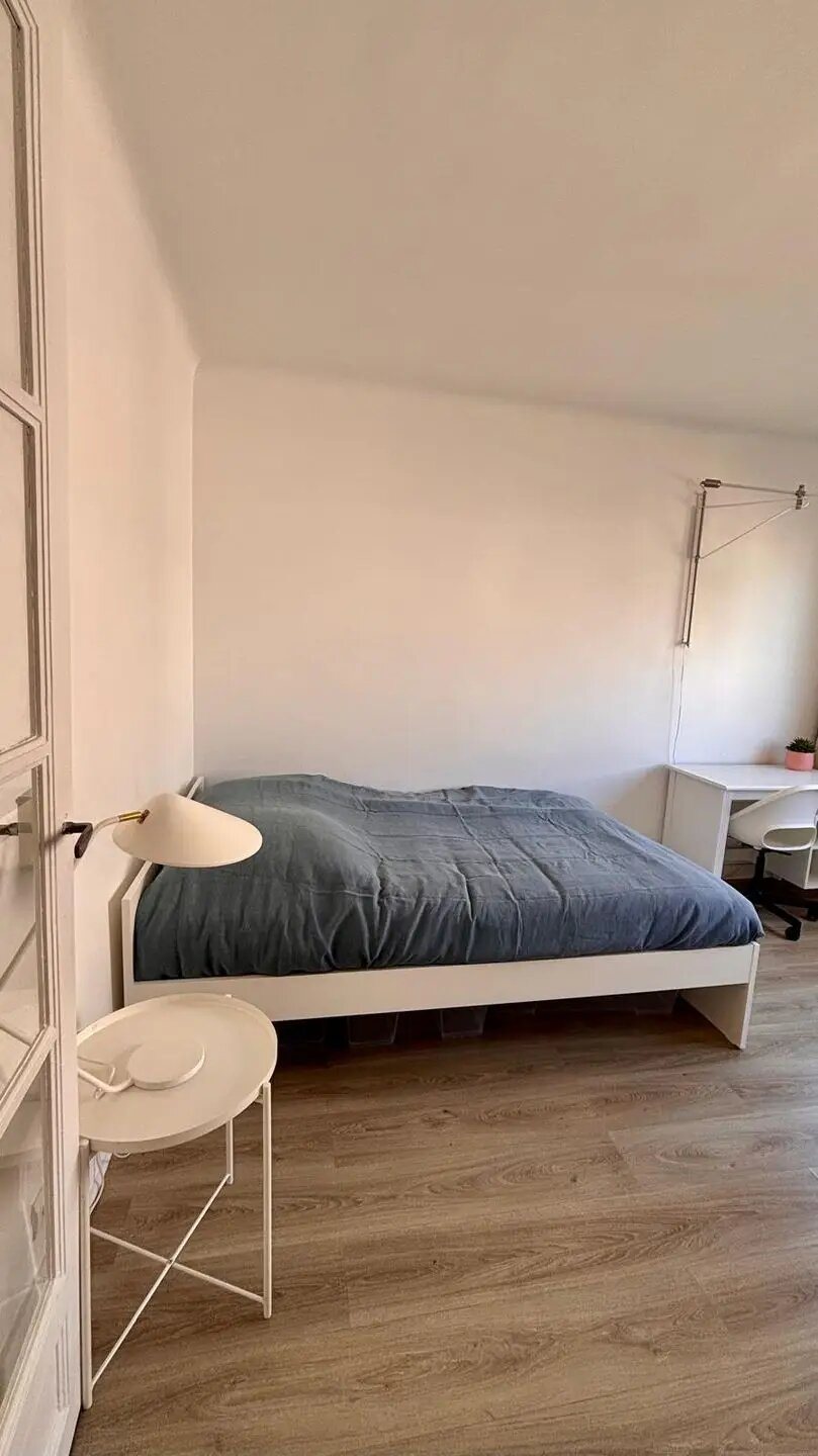 Appartement à louer, 21m², Courbevoie