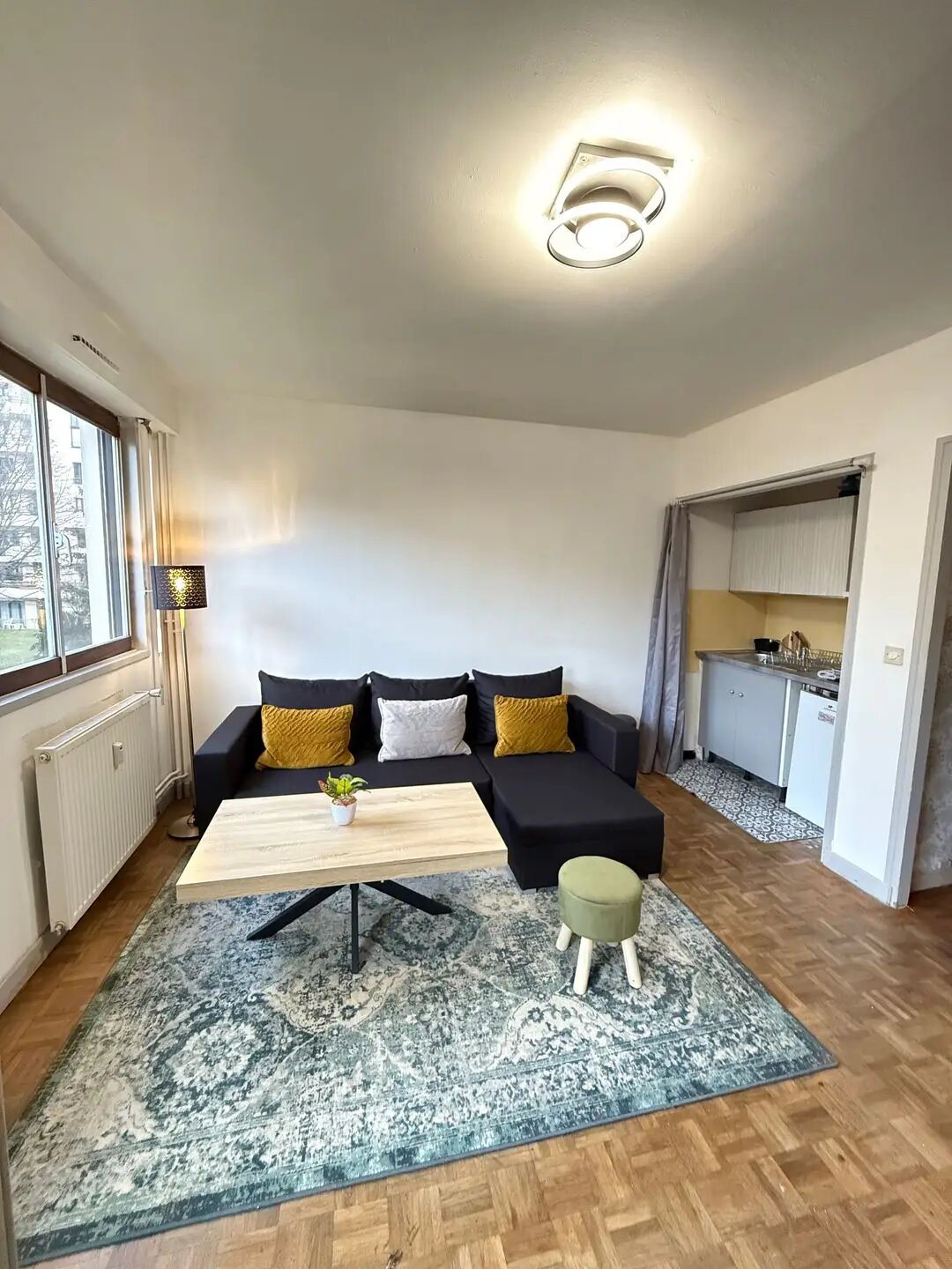 Appartement à louer, 27m², Courbevoie