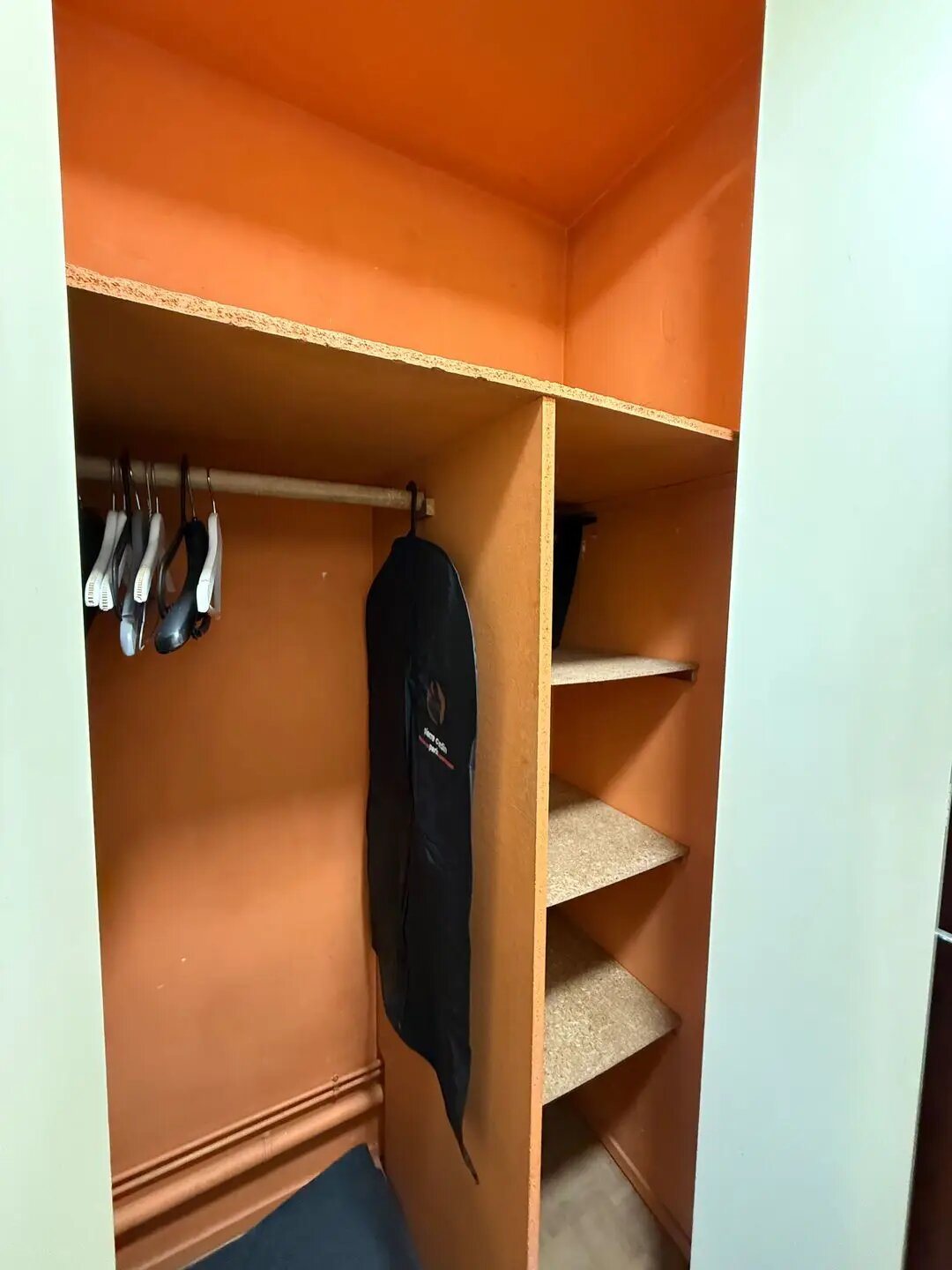 Appartement à louer, 27m², Courbevoie