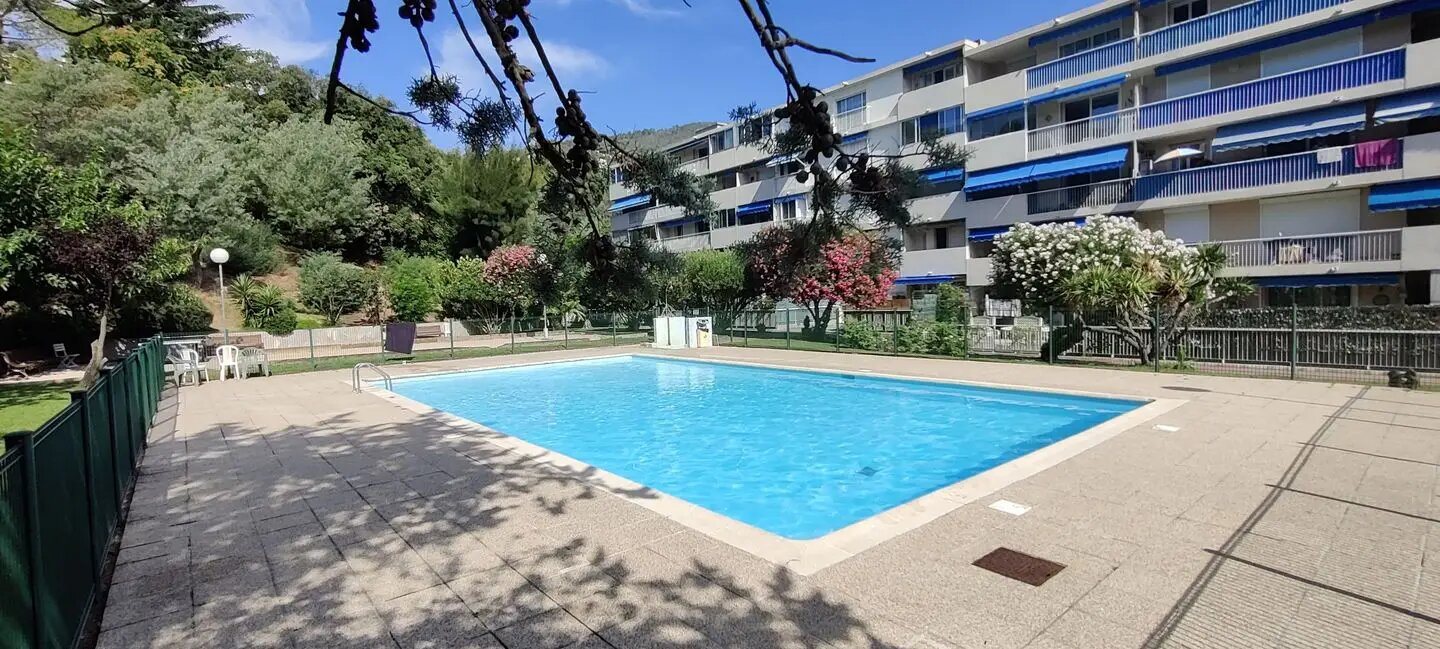 Appartement à louer, 28m², Mandelieu-la-Napoule