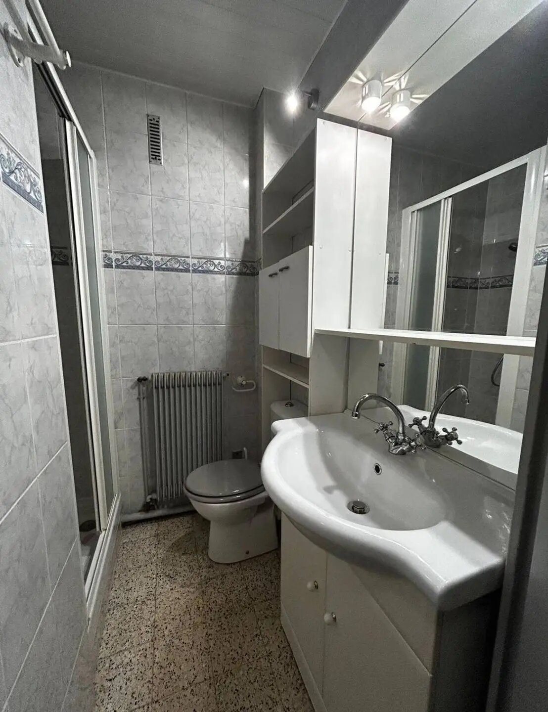 Appartement à louer, 25m², Saint-Etienne