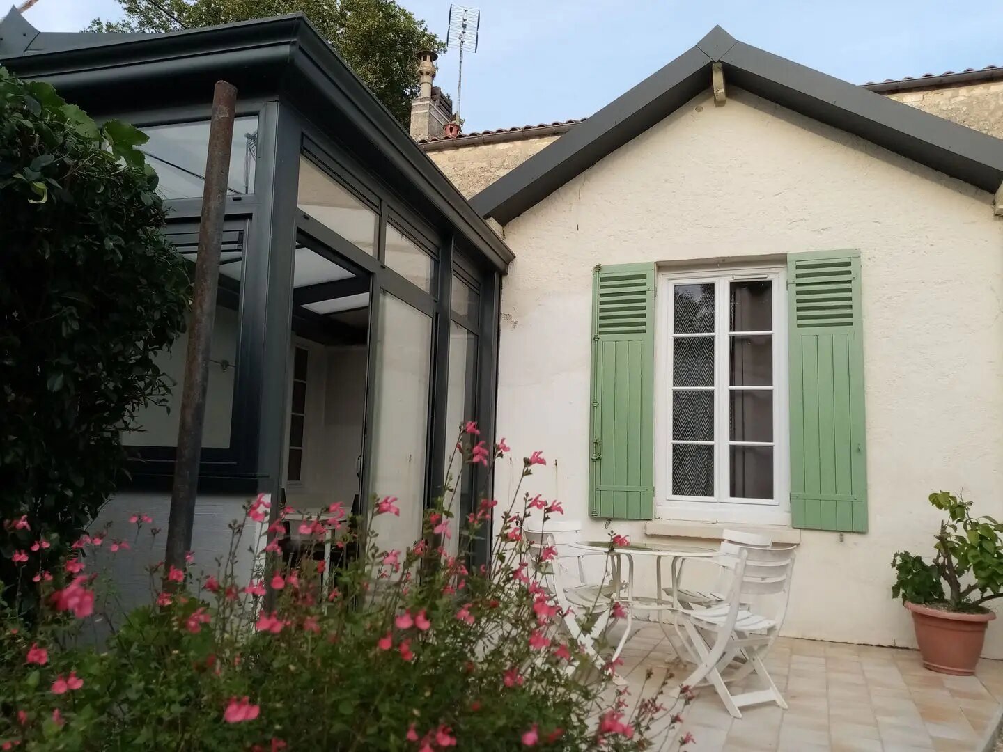 Appartement à louer, 18m², Saintes