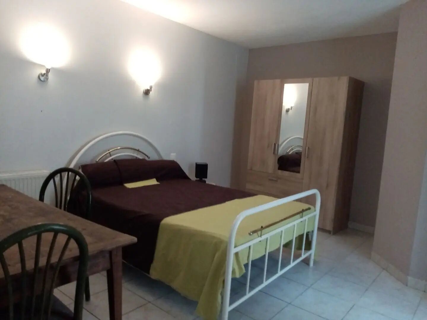 Appartement à louer, 18m², Saintes