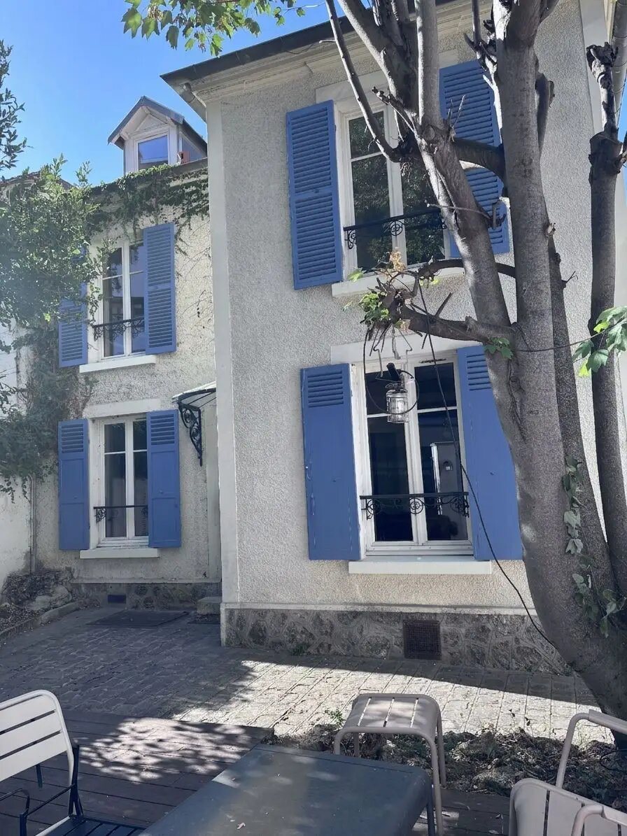 Maison à louer, 82m², Issy-les-Moulineaux