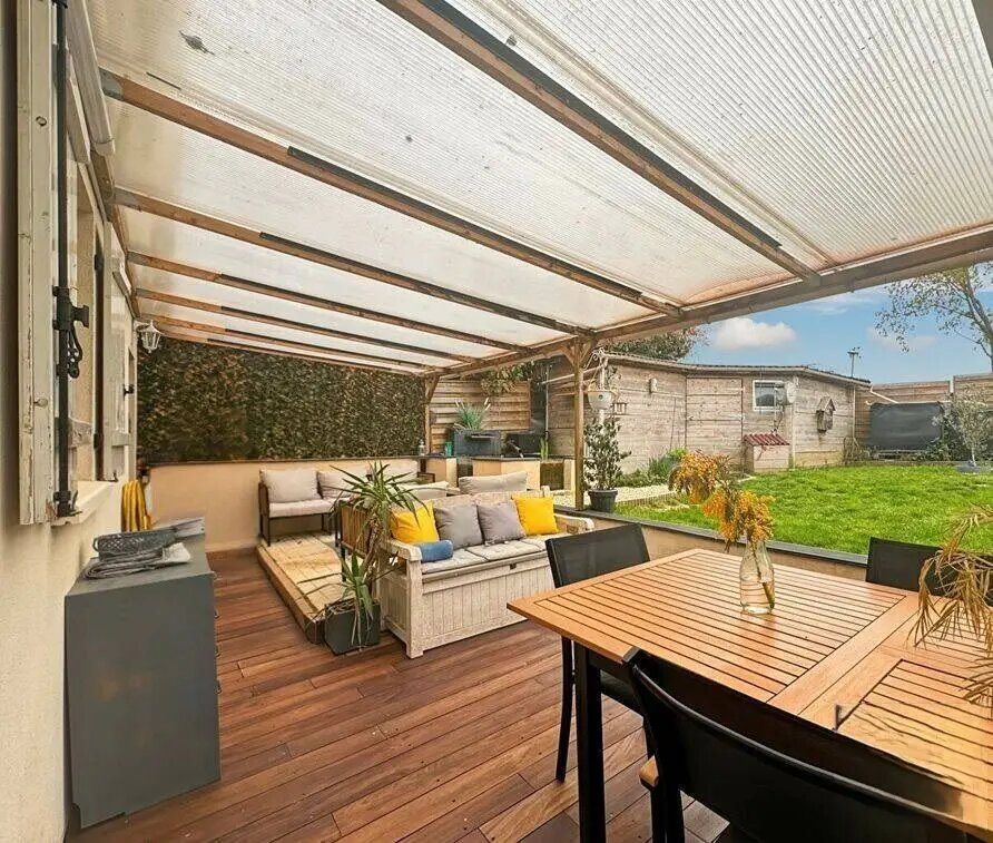 Maison à vendre, 95m², Pringy