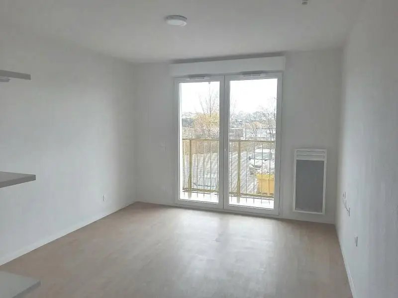 Appartement à louer, 23m², Lormont