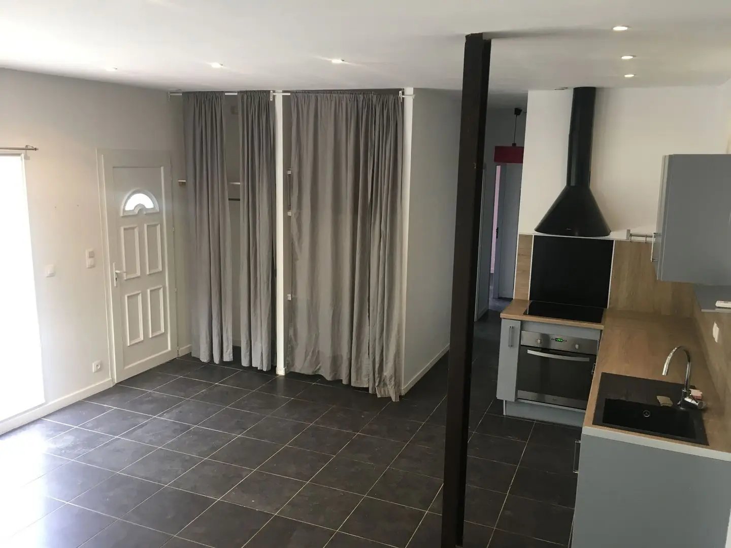 Appartement à louer, 65m², Saint-Mitre-les-Remparts