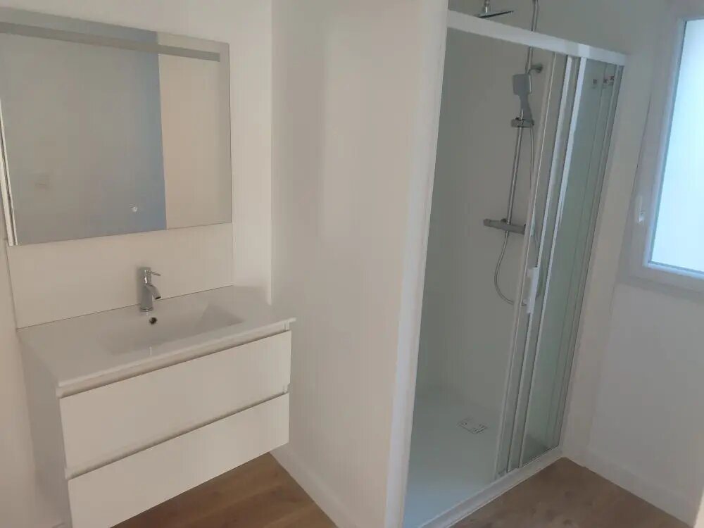 Maison à louer, 90m², Péaule