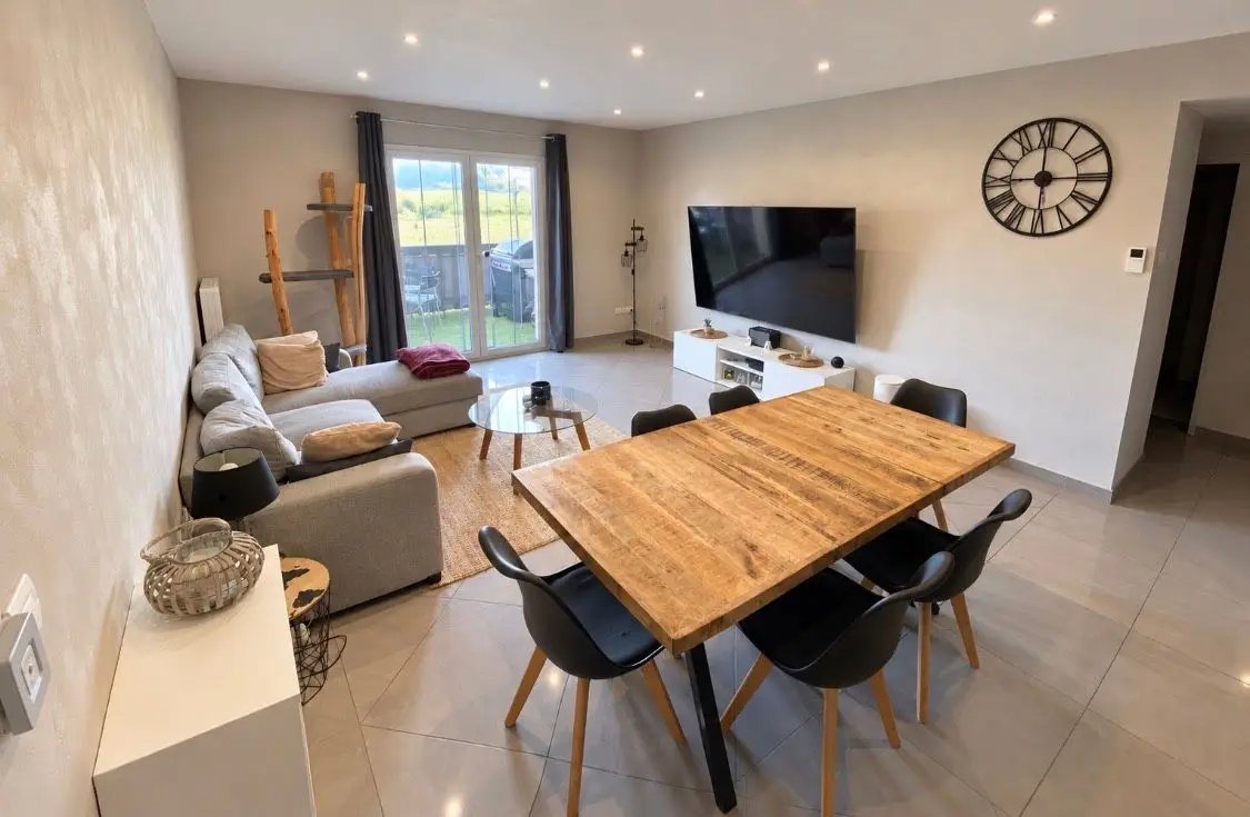 Appartement à vendre, 107m², Saint-Victor-Malescours