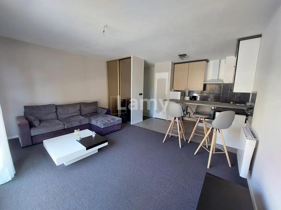 Appartement à louer, 49m², Reims
