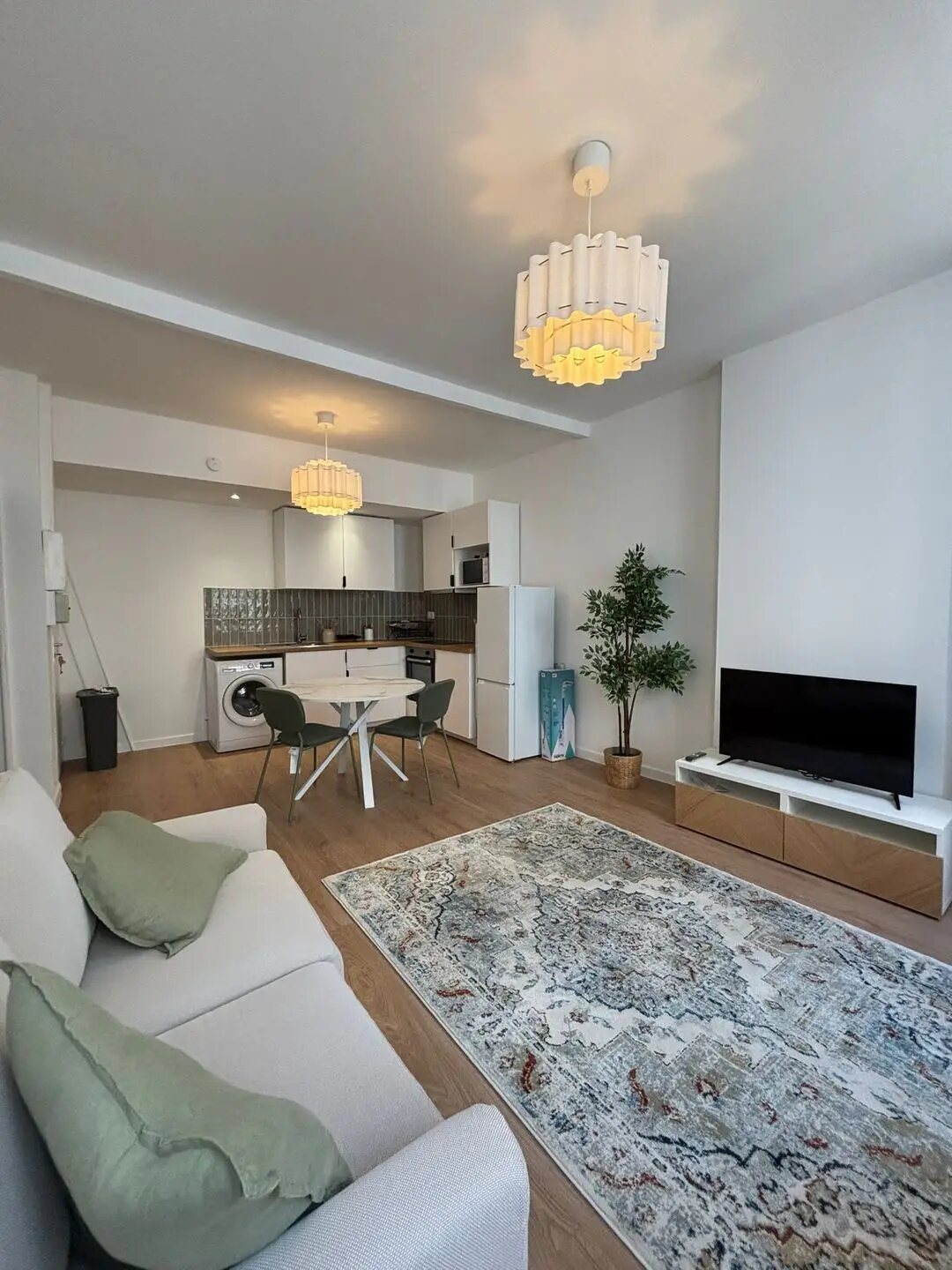 Appartement à louer, 33m², Marseille 8ème