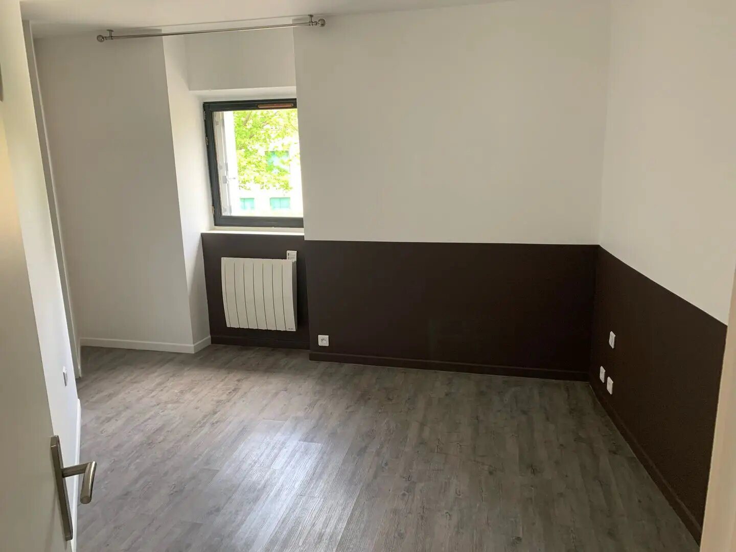 Appartement à louer, 53m², Ancône