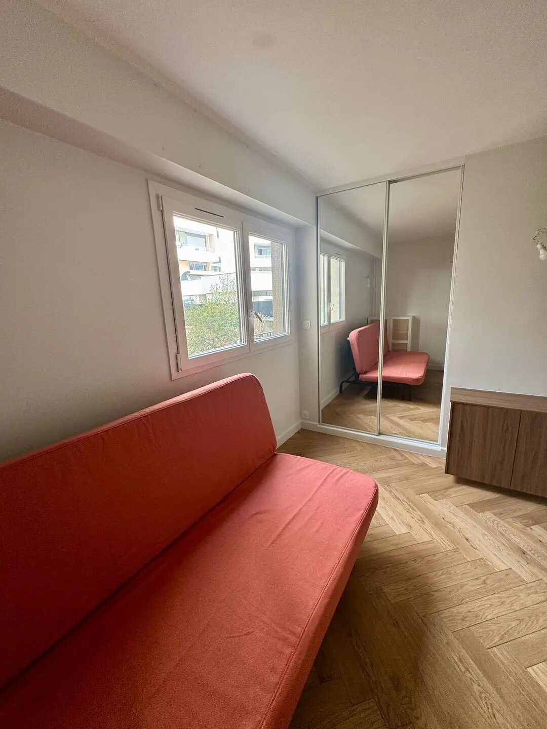 Appartement à louer, 17m², Courbevoie