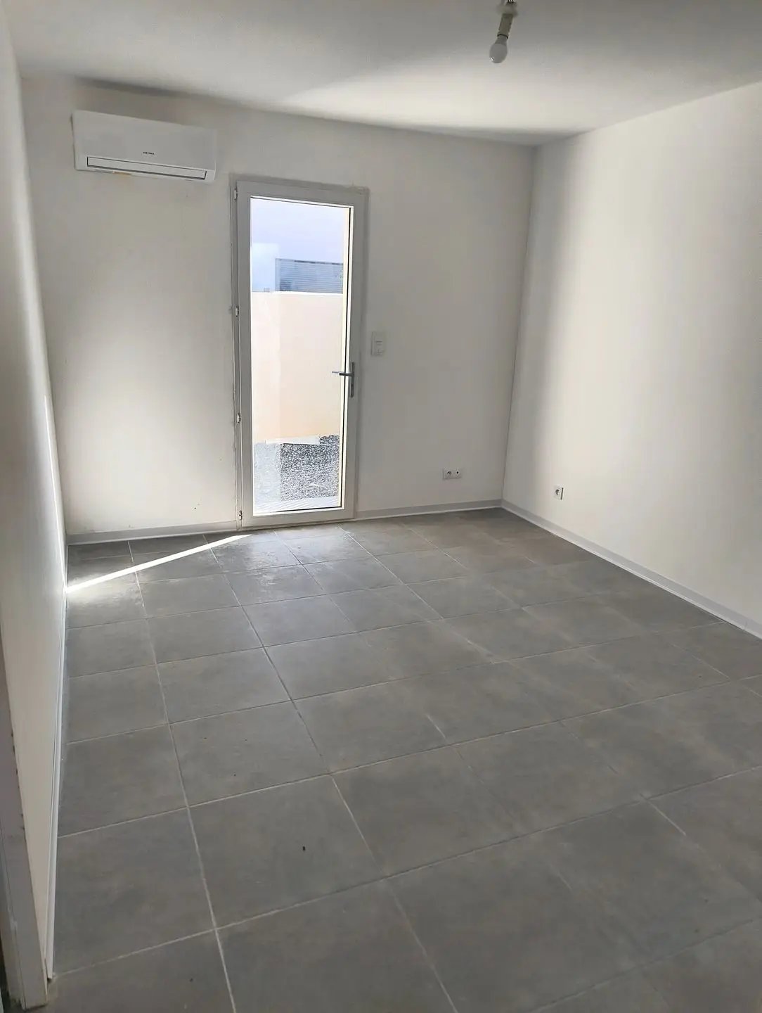 Maison à louer, 73m², Olonzac