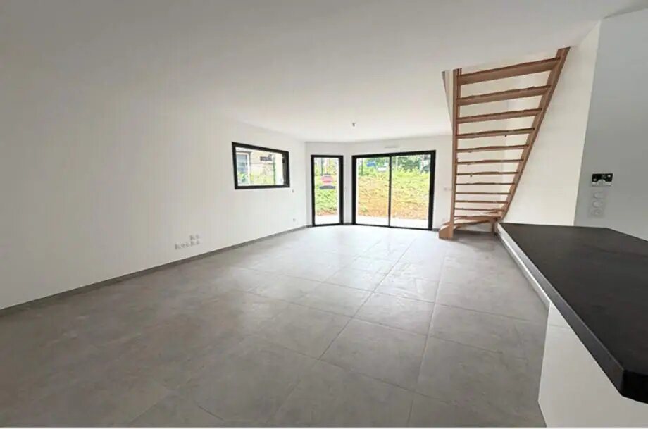 Maison à louer, 102m², Evreux