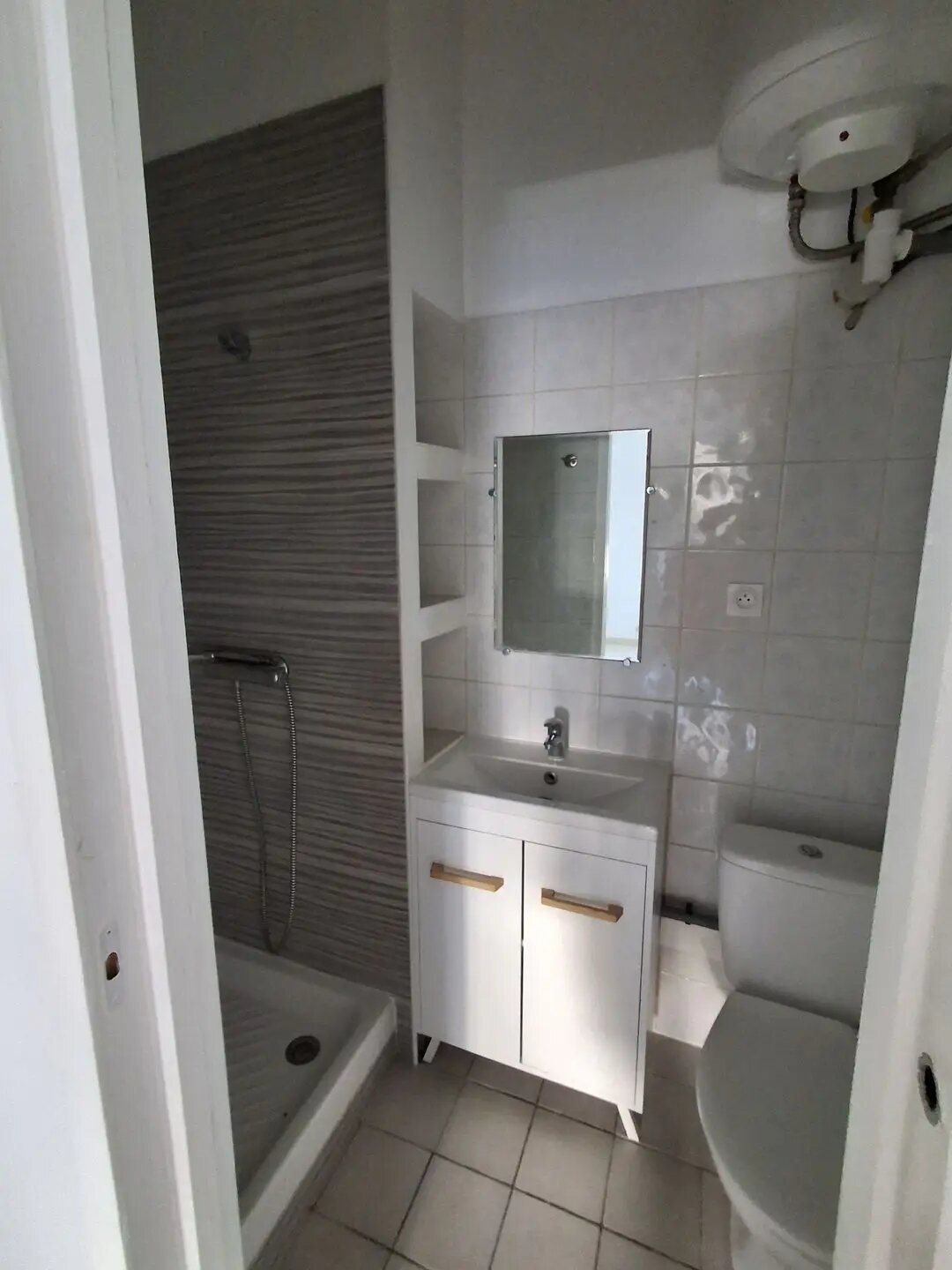 Appartement à louer, 30m², Pont-l'Abbé-d'Arnoult
