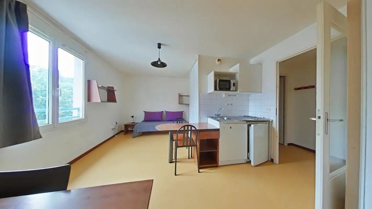 Appartement à louer, 23m², Saint-Etienne