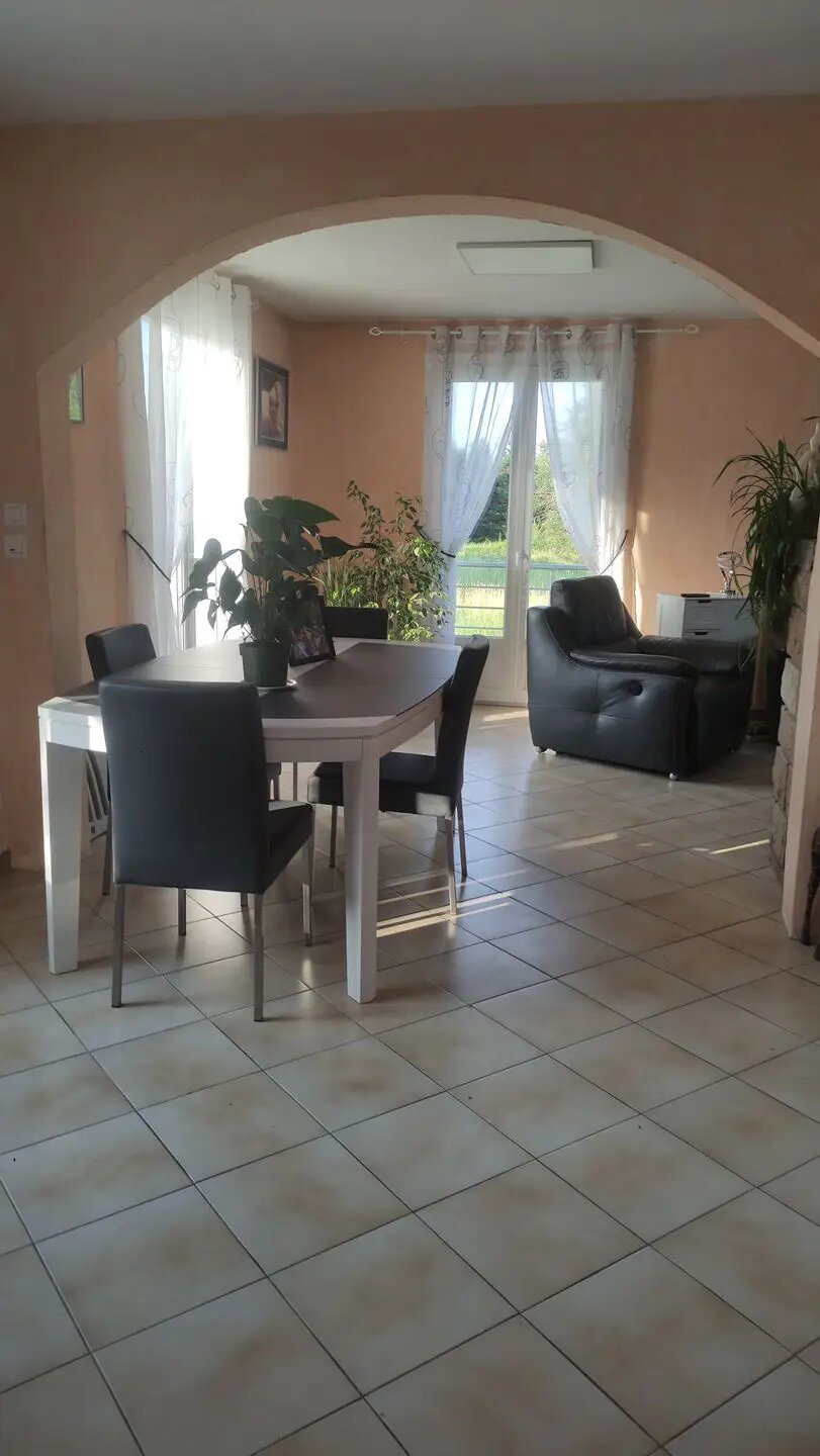 Maison à vendre, 168m², Creuzier-le-Vieux