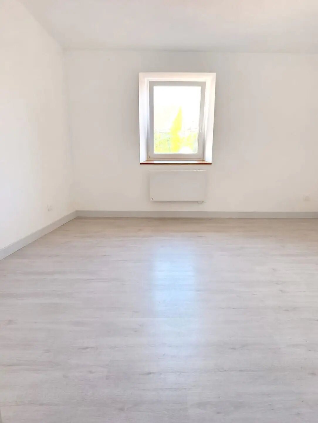 Appartement à louer, 45m², Saint-Germain-Lembron