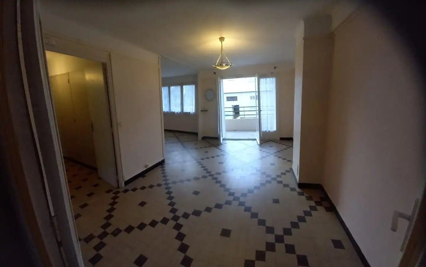 Appartement à louer, 78m², Toulon