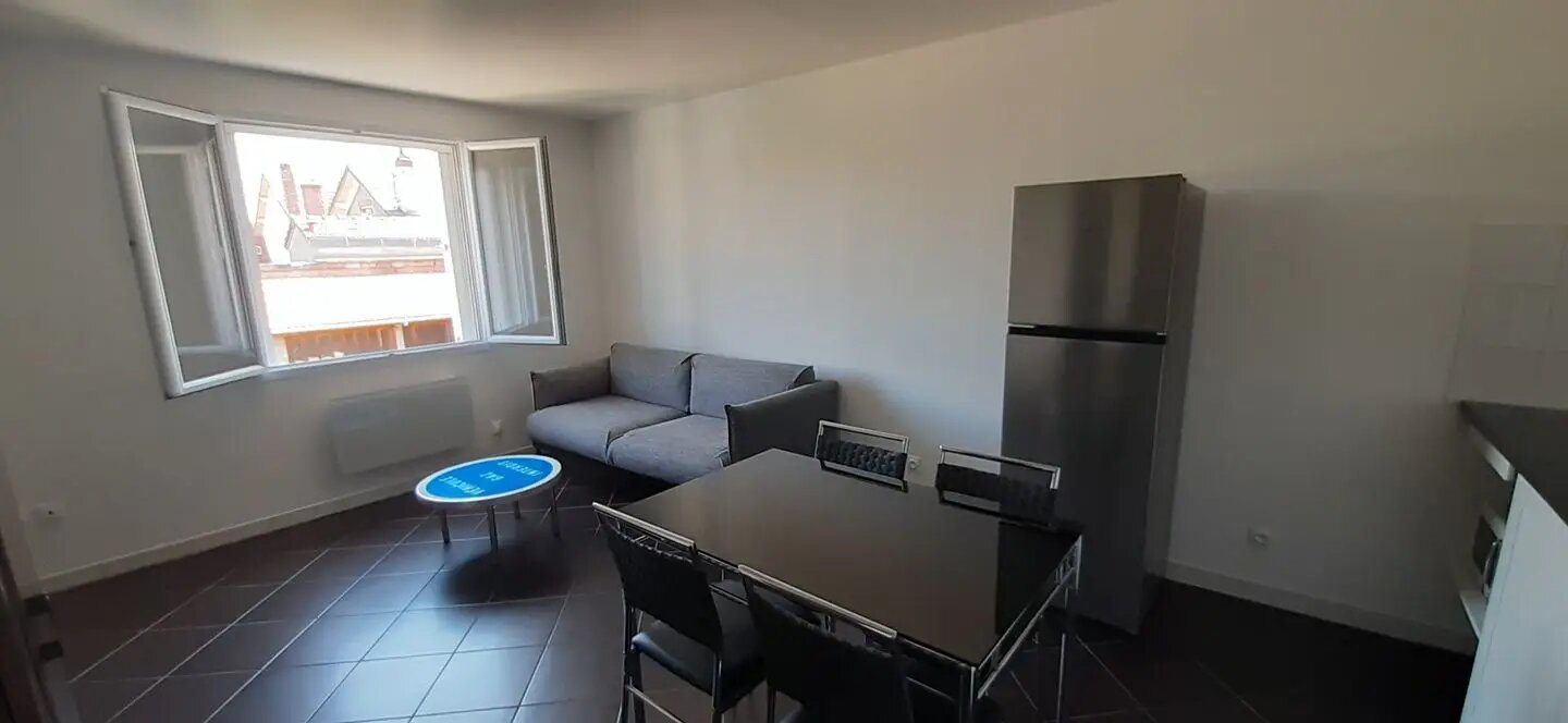Appartement à louer, 30m², Viry-Châtillon
