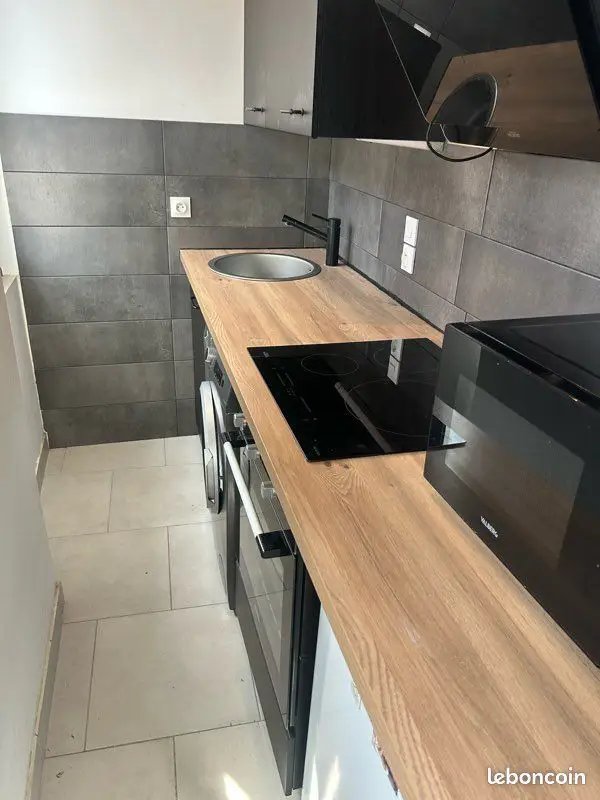 Appartement à louer, 25m², Orange