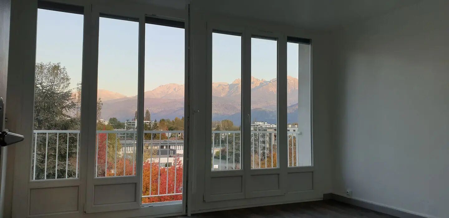 Appartement à louer, 72m², Meylan