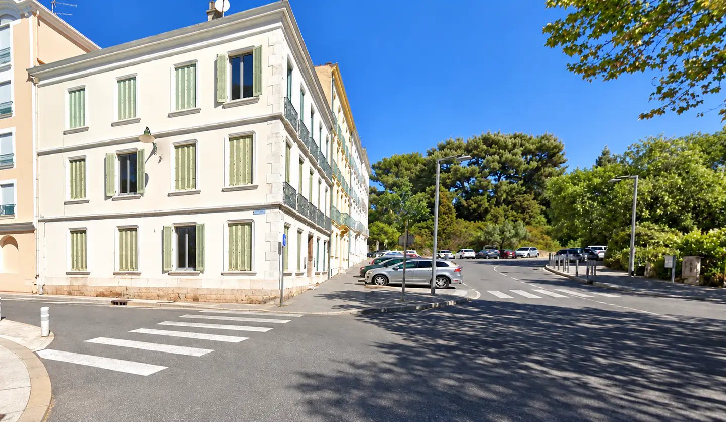 Appartement à louer, 70m², Hyères