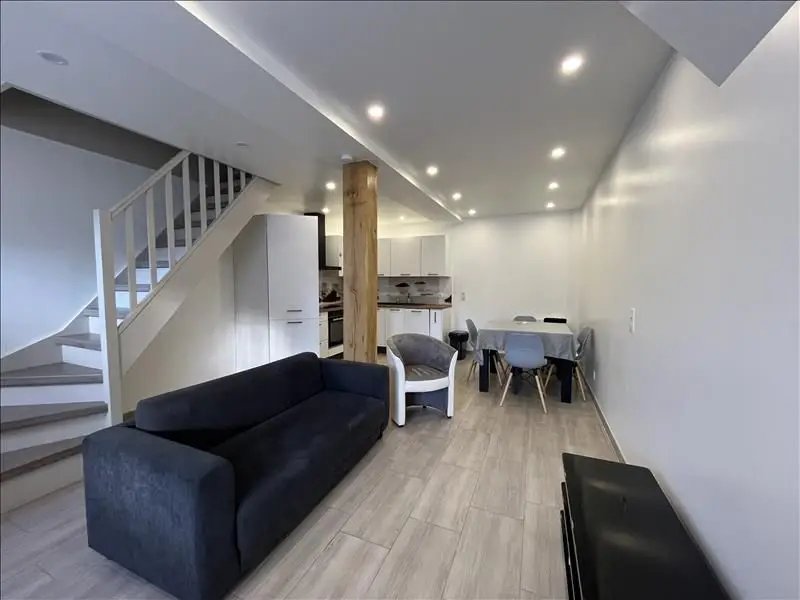 Maison à louer, 51m², Chémery