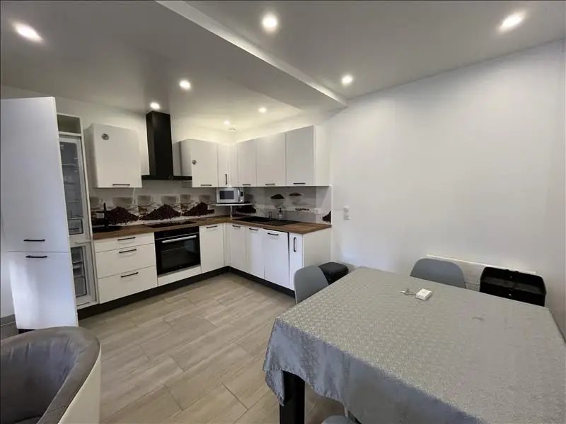 Maison à louer, 51m², Chémery